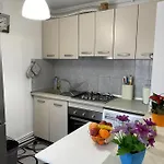 Case de vacanță Casa Cu Curte Năvodari