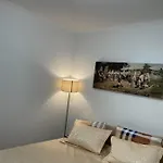 Casa Cu Curte Case de vacanță *