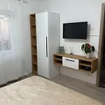 Casa Cu Curte * Năvodari