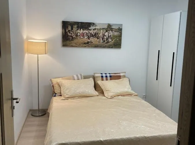 Casa Cu Curte Дом отдыха Нэводари